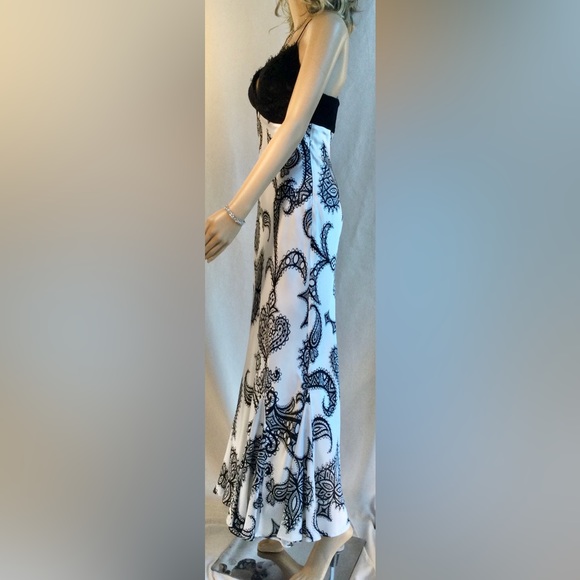 Sexy Y2K black/white, lace/silk slip dress. Trumpet skirt, EUC, size 6 - Picture 7 of 13